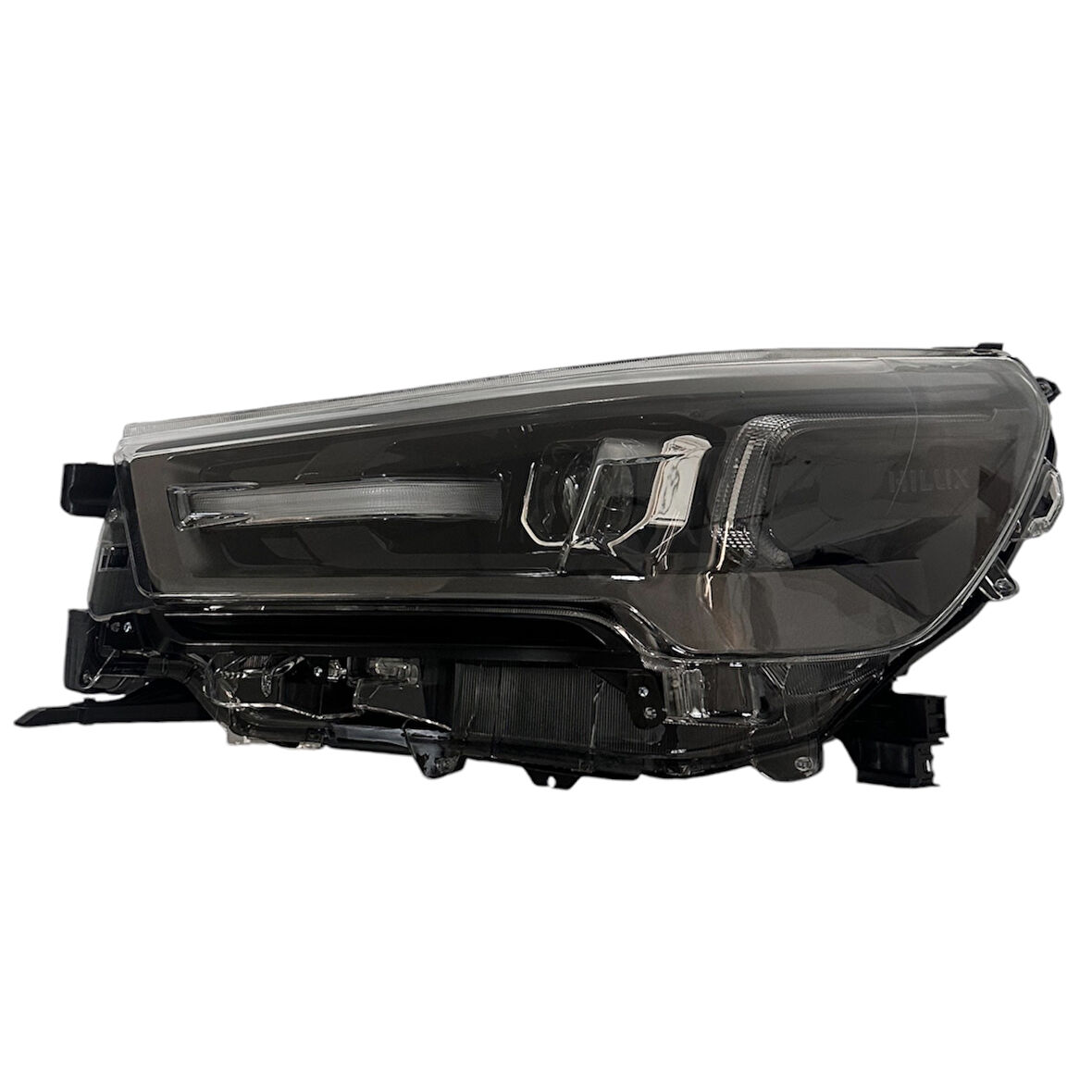 Toyota Hilux Far Revo 2021-2024 Sol  (Mercekli /İçi KoyuGri) (Hilux Yazılı-ınvıncıble) ,UNİ-X-170A-LH