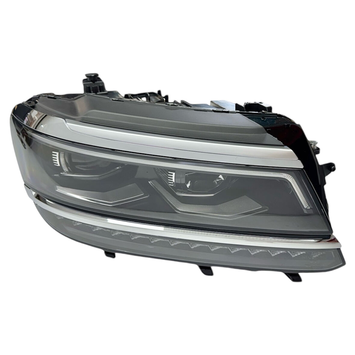 Volkswagen Tiguan Far 2016-2020 Sağ  (Ledli /Xenon) ,5NB941114A