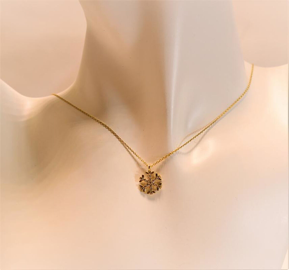 Altın Kar Tanesi Kolye Ucu