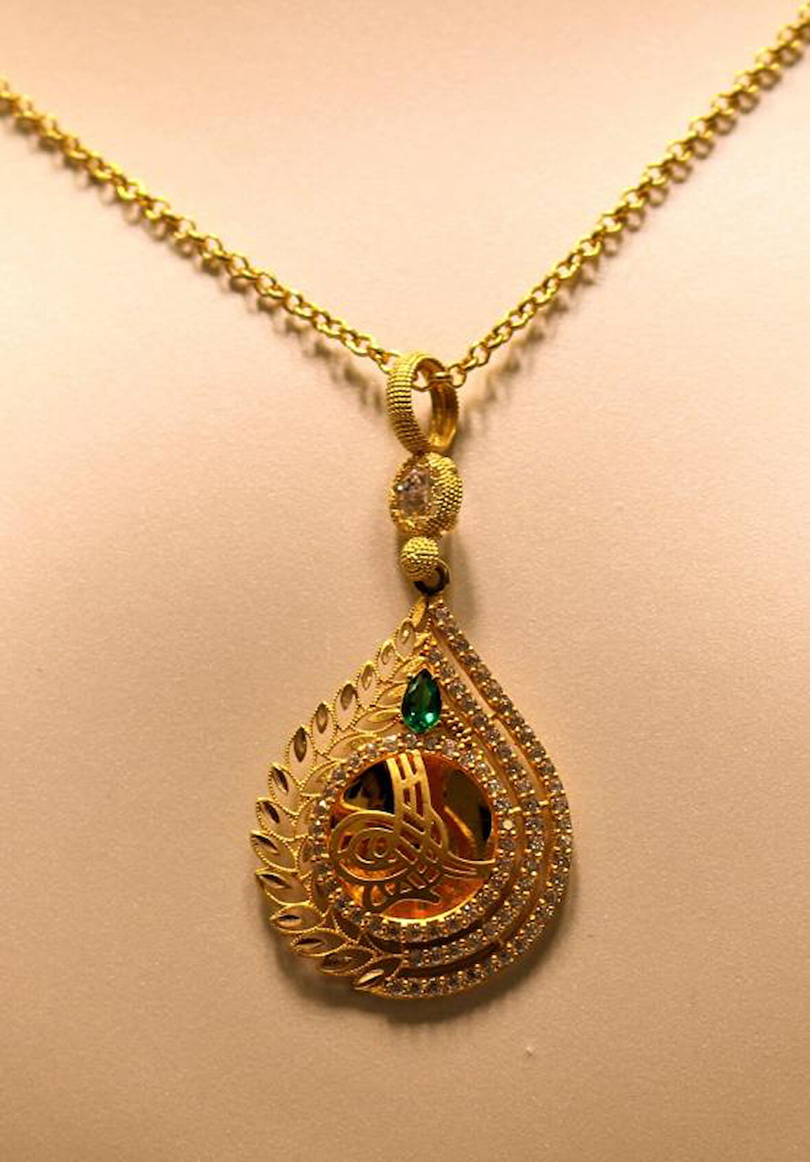 Altın Tuğralı Kolye Ucu 3757-2