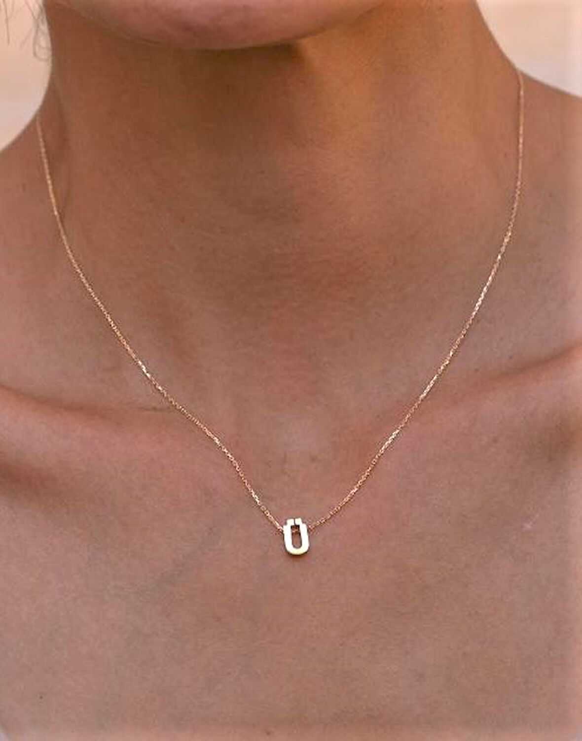 Altın 3 Boyutlu Ü Harfi ve Zinciri