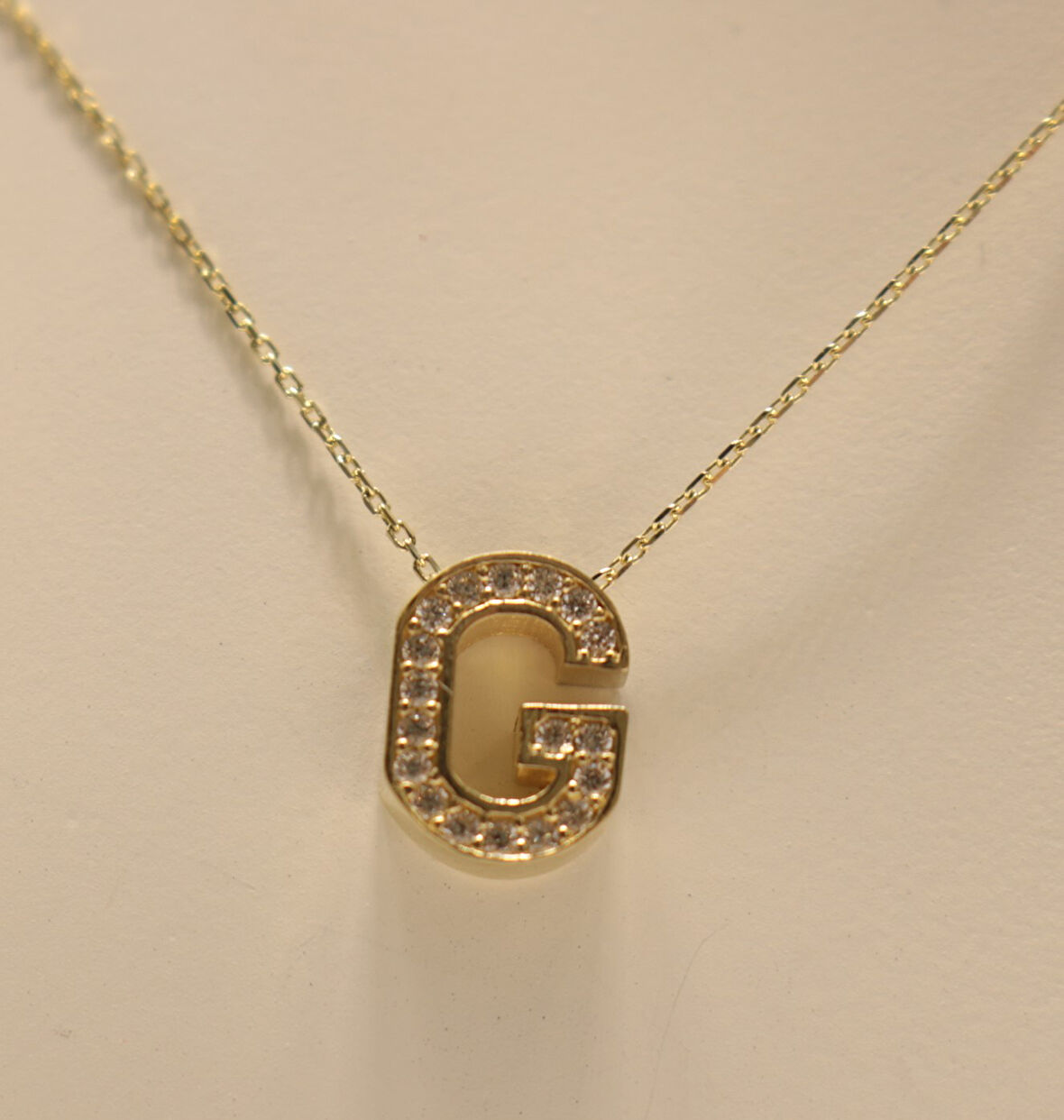 Taşlı 3 Boyutlu G harfi ve Zinciri