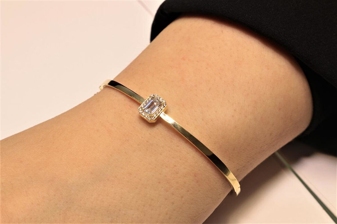 Altın Baget Taşlı  Kelepçe Bilezik