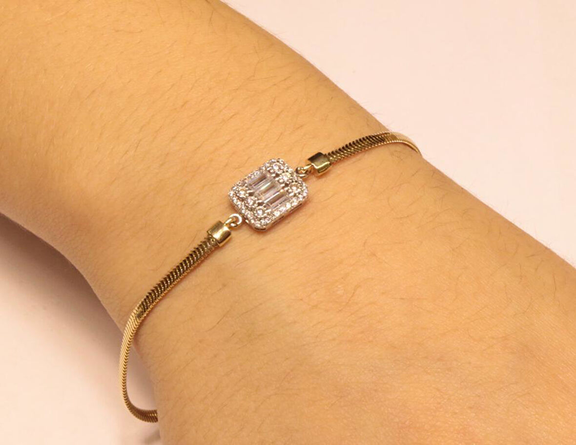 14 Ayar Altın Baget Taşlı Bileklik