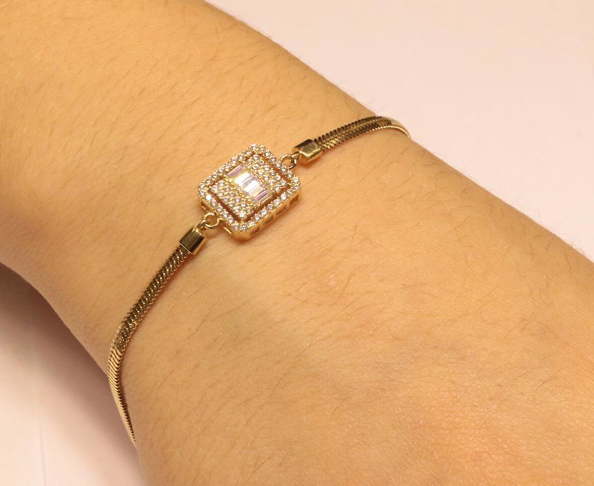 14 Ayar Altın Baget Taşlı Bileklik