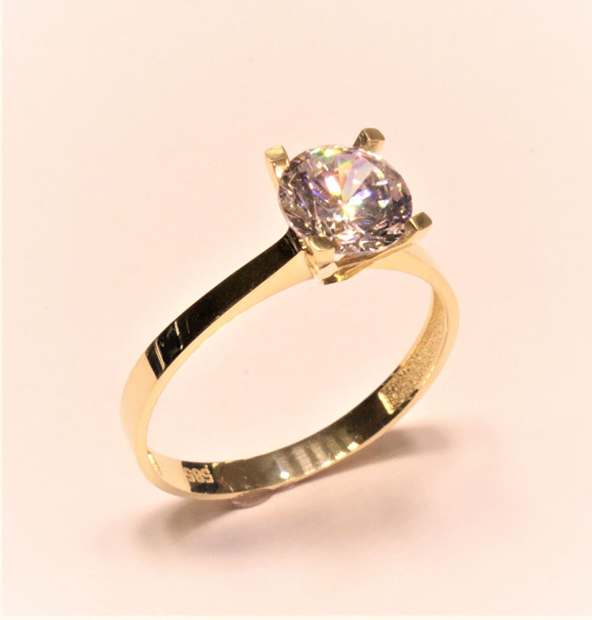  14 Ayar Altın Tek Taş Yüzük 24108