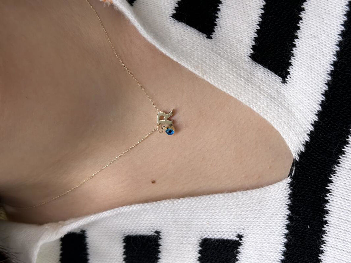 Altın Nazar Boncuklu R Harfli Zincir