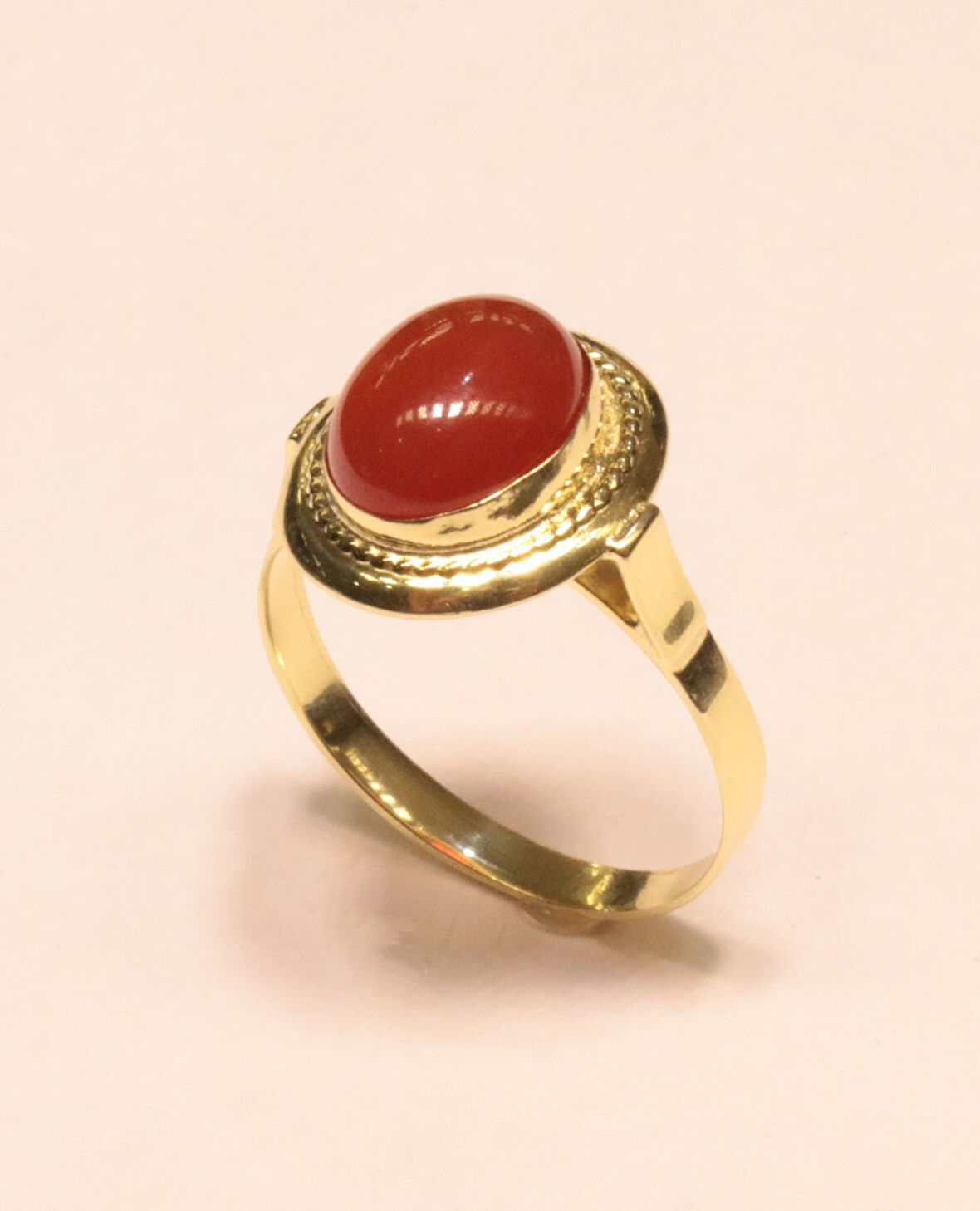 14 Ayar Altın Akik Taşlı Yüzük