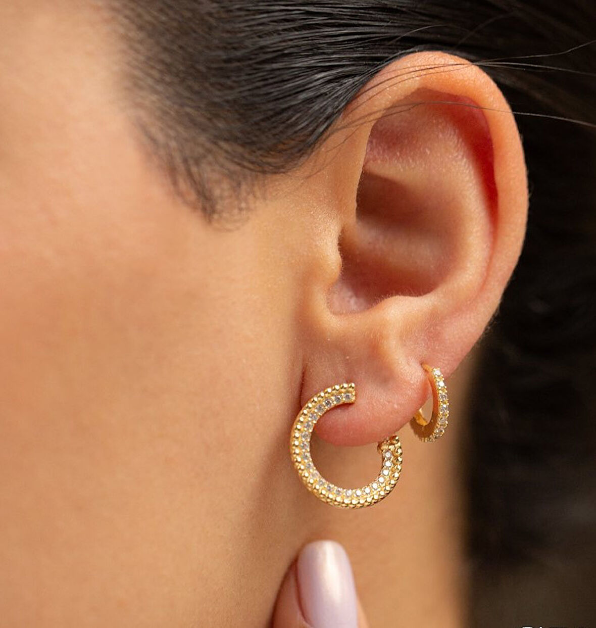  Altın Taşlı Halka Kadın Küpe 35144