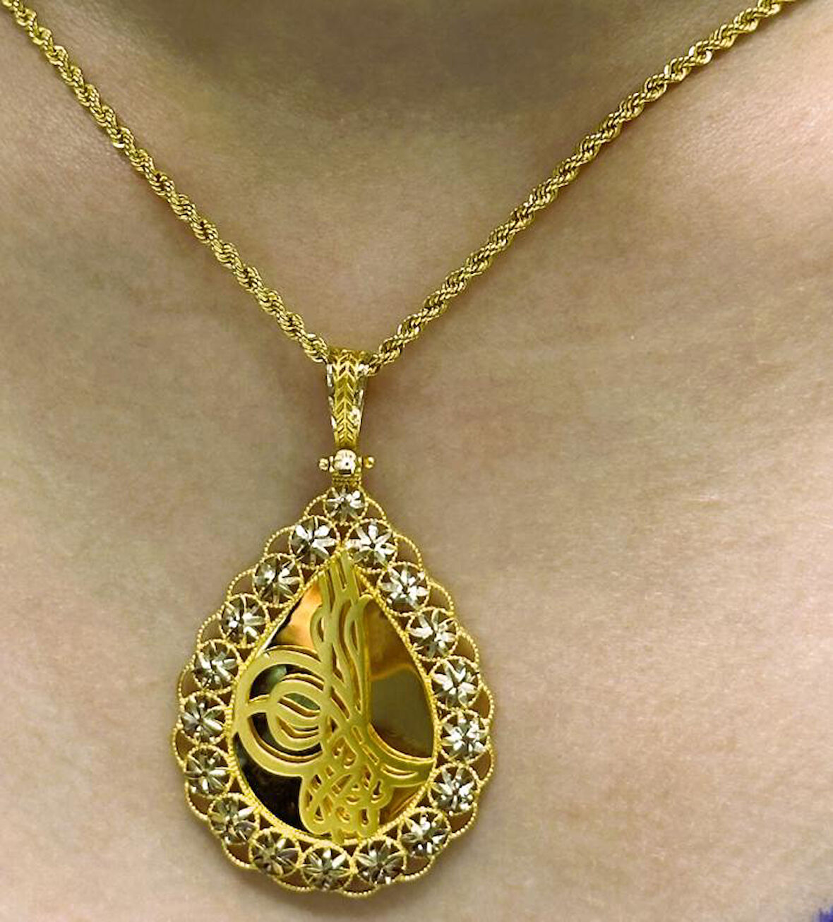 Altın Tuğra Model Kolye Ucu 37004-2