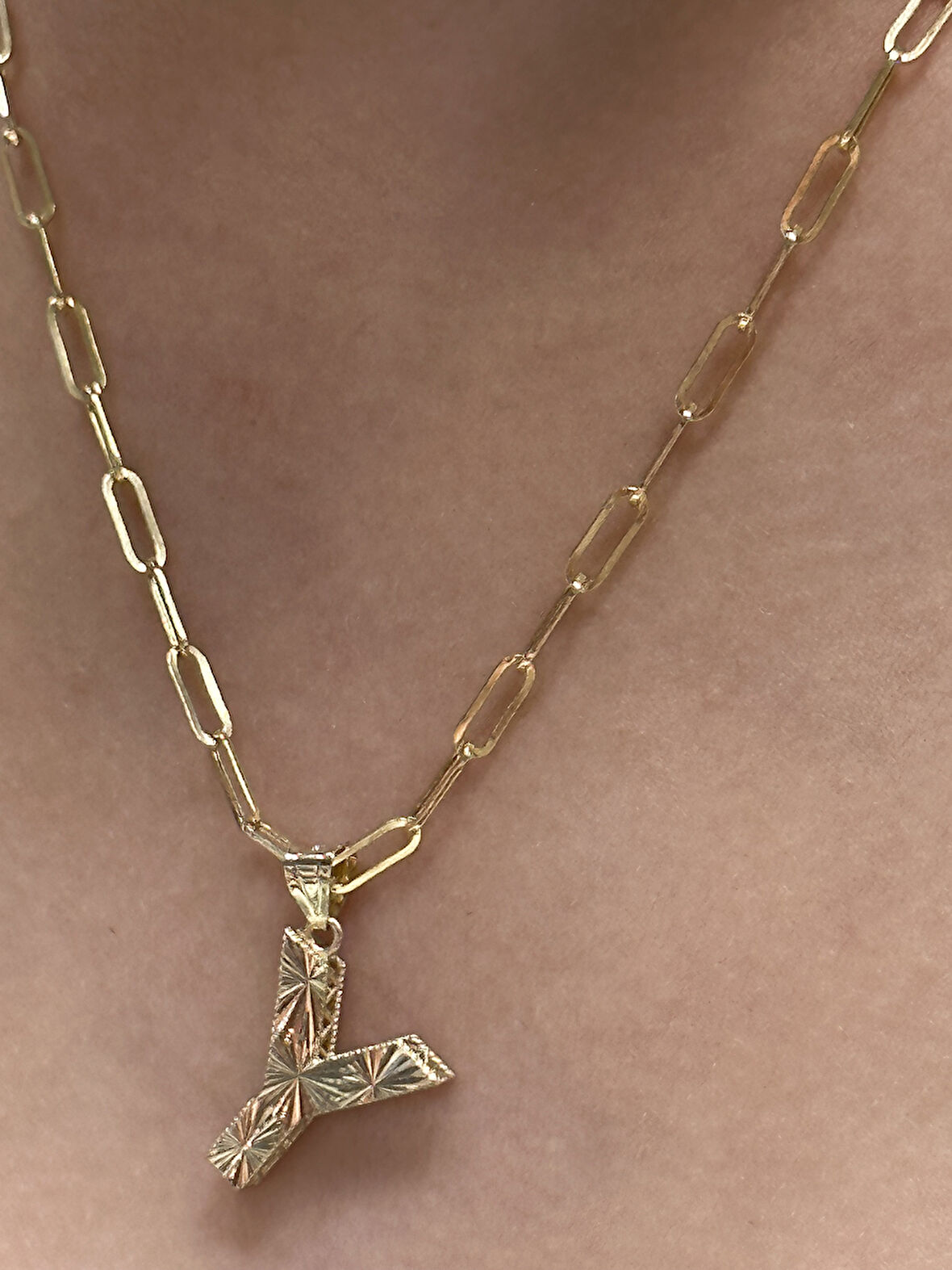  Altın 3 Boyutlu Y Harfli Ataç Zincir