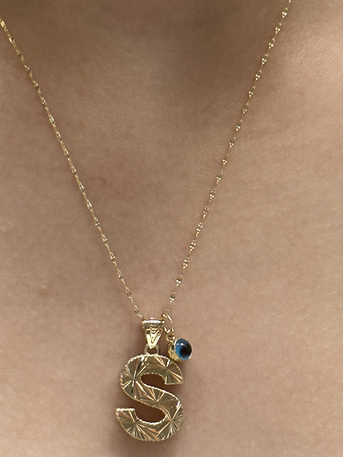 Altın 3 Boyutlu S Harfli Kadın Aynalı Zincir