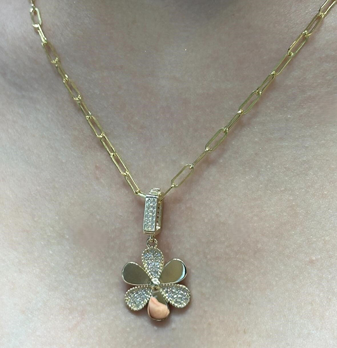  Altın Yonca Model Kolye Ucu 28196-014