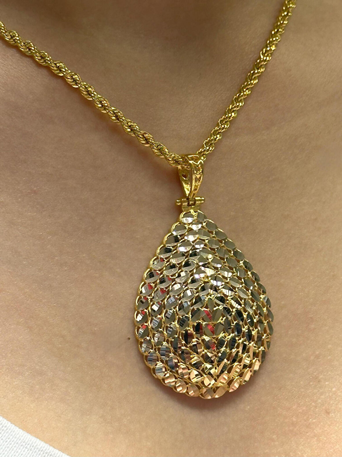  14 Ayar Altın Pul Model Kolye Uclu Halat Zincir 2728