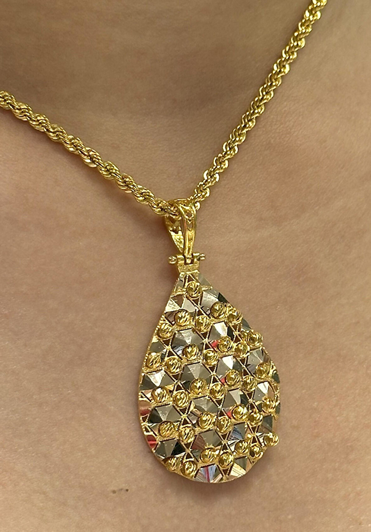  14 Ayar Altın Dorika Toplu Kolye Ucu 2720-4