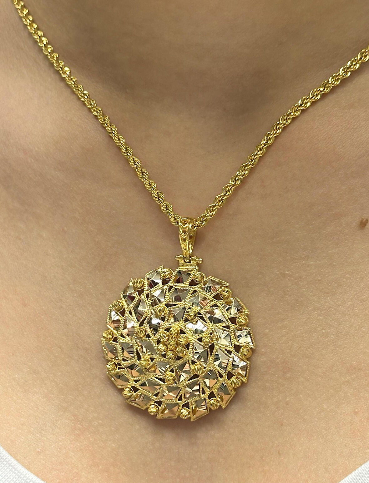  14 Ayar Altın Dorika Toplu Kolye Ucu 2720-6