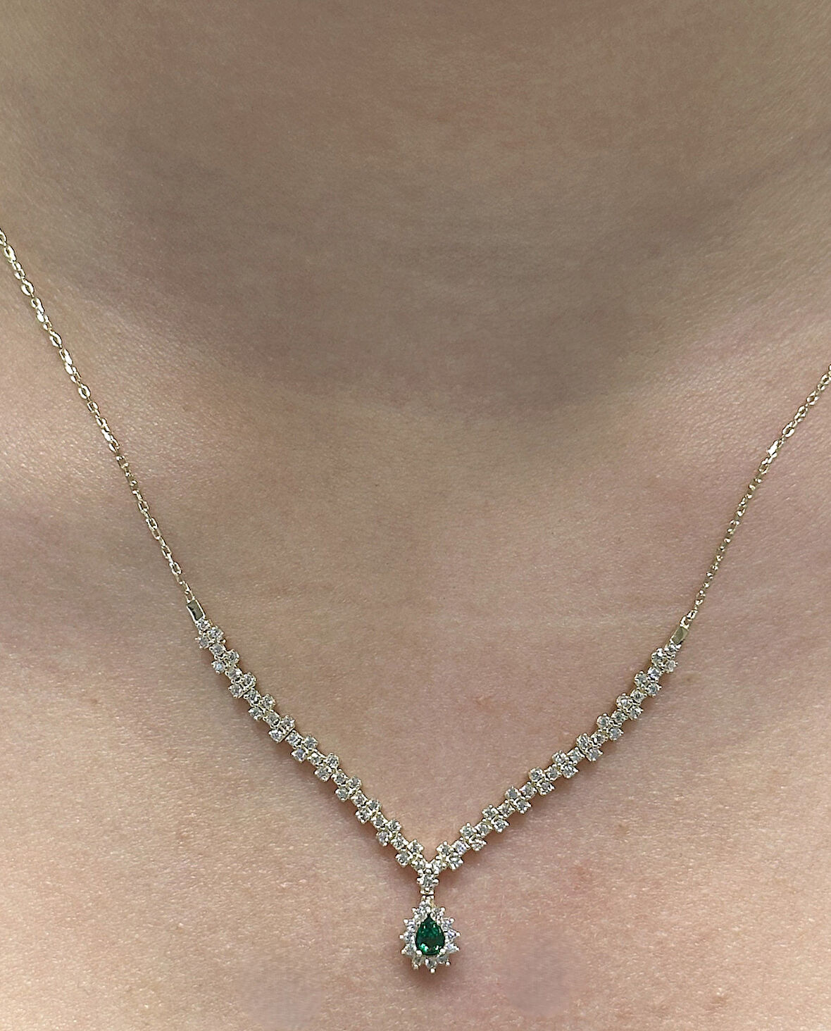 14 Ayar Altın Yeşil Taşlı Damla Taşlı Su Yolu Düğün-Nişan Seti