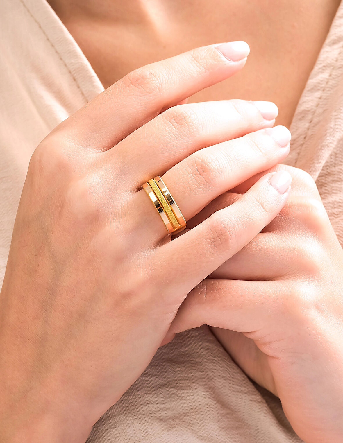  14 Ayar Altın Üç Sıra Ajda Model Yüzük