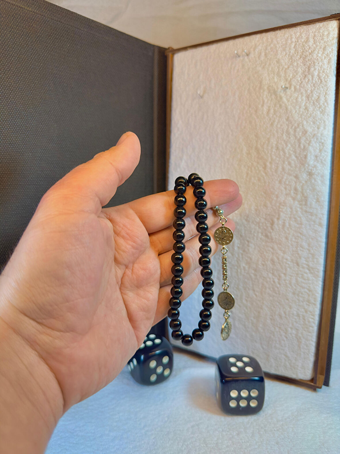 SEVGİLİYE ÖZEL HEDİYE TESBİH ONİKS TAŞI KÜRE KESİM H-1097.