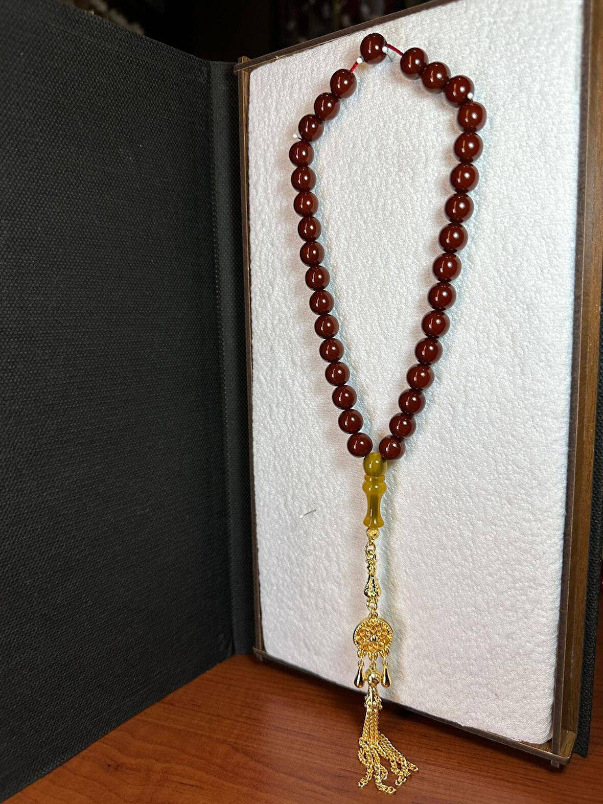 SEVGİLİYE ÖZEL HEDİYE SIKMA ÇUBUK KEHRİBAR BORDO RENK KÜRE KESİM 10MM H-1255.