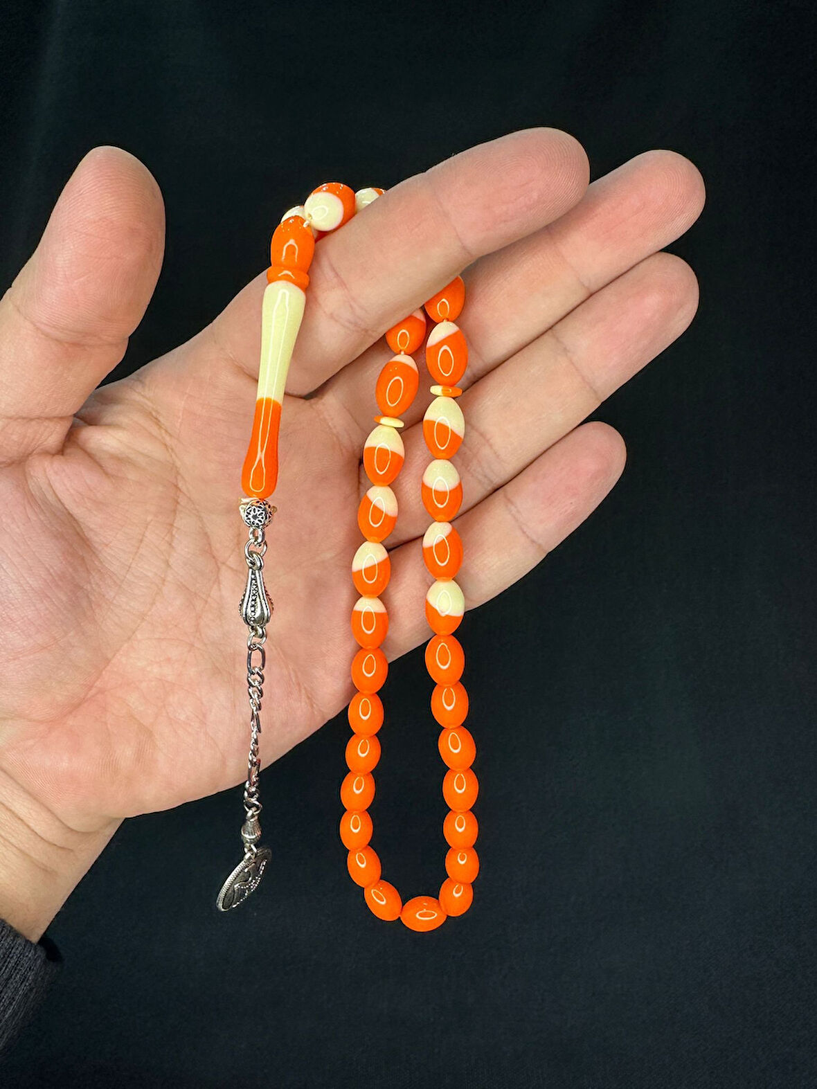 SEVGİLİYE ÖZEL HEDİYE TURUNCU BİLARDO TOPU BENZETME TOZ KEHRİBAR TESBİH BEYZİ KESİM 12X8MM H-1698.