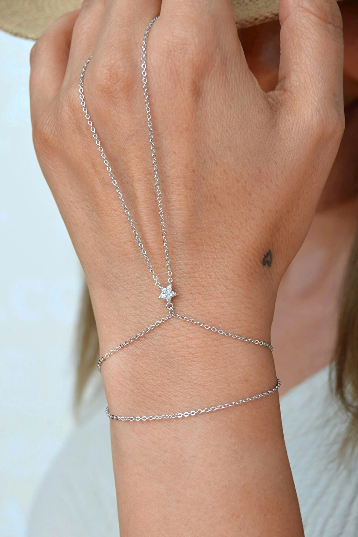 Mini Yıldızlı Şahmeran Zarif İnce Tek Yıldız Detaylı Şahmeran