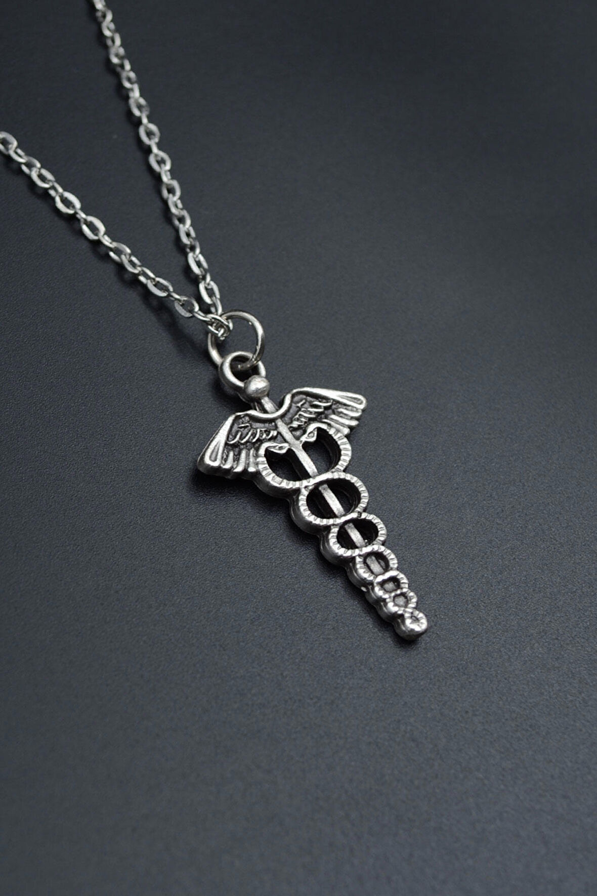 Tıp Sembolü Kadüse Düz Zincir Kolye