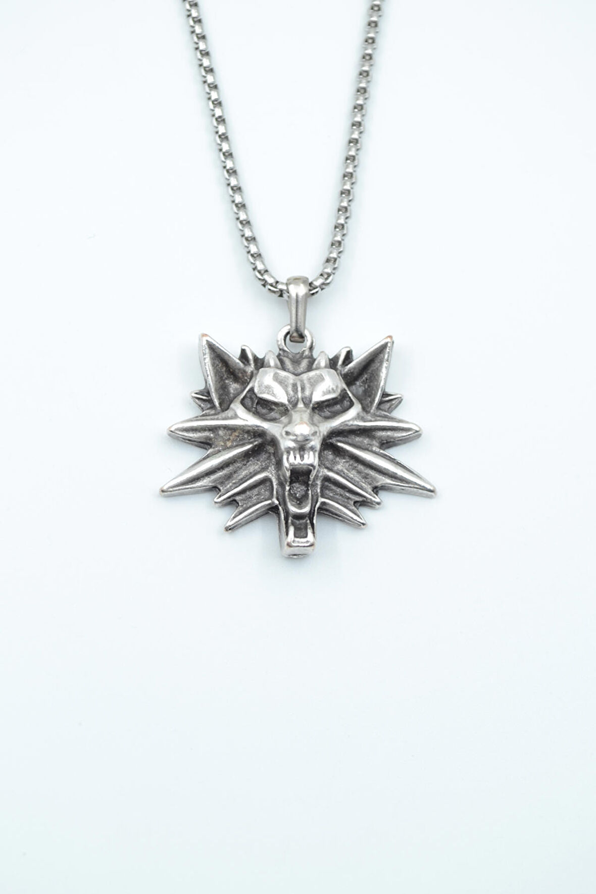 Witcher 3 Örme Zincir Kolye