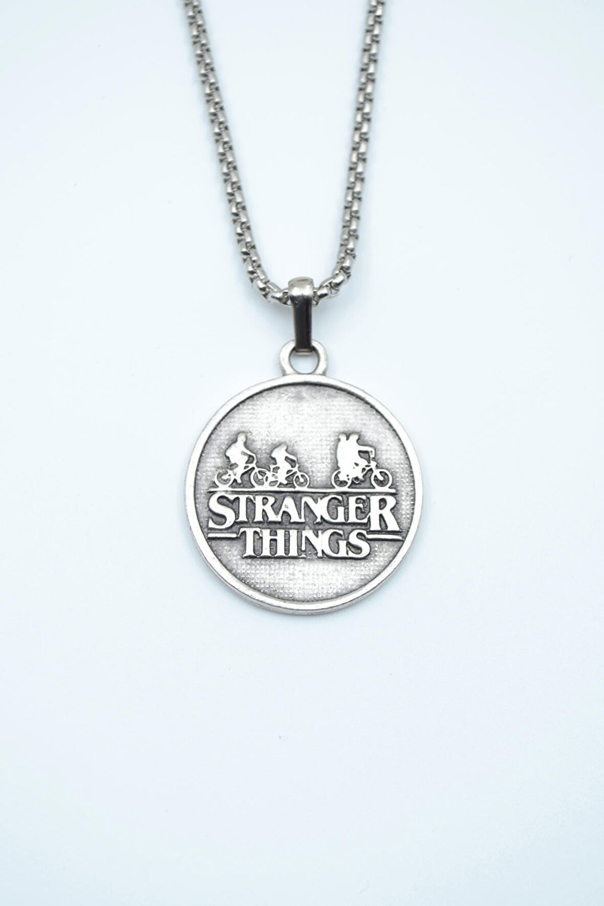 Stranger Things  Örme Zincir Kolye