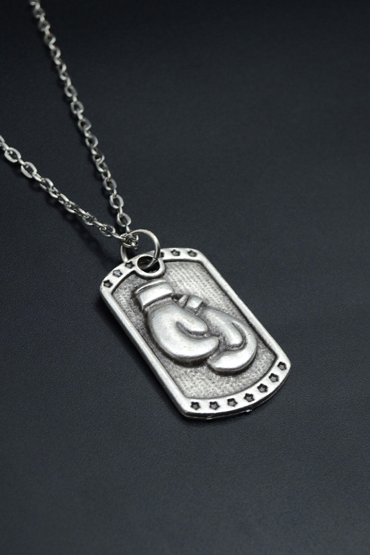 Boks Eldiveni Künye Düz Zincir Kolye