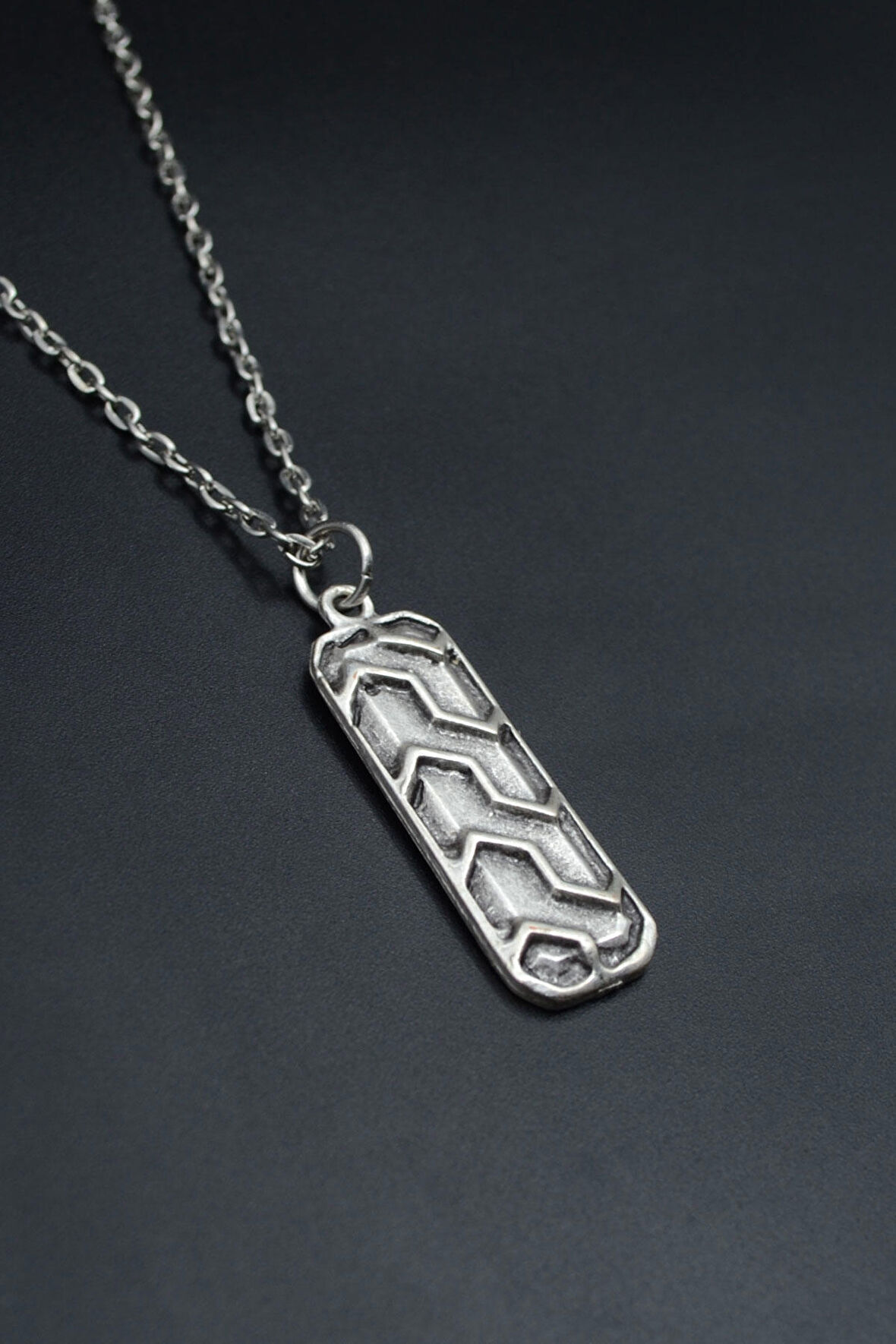 Çubuk Bar Düz Zincir Kolye