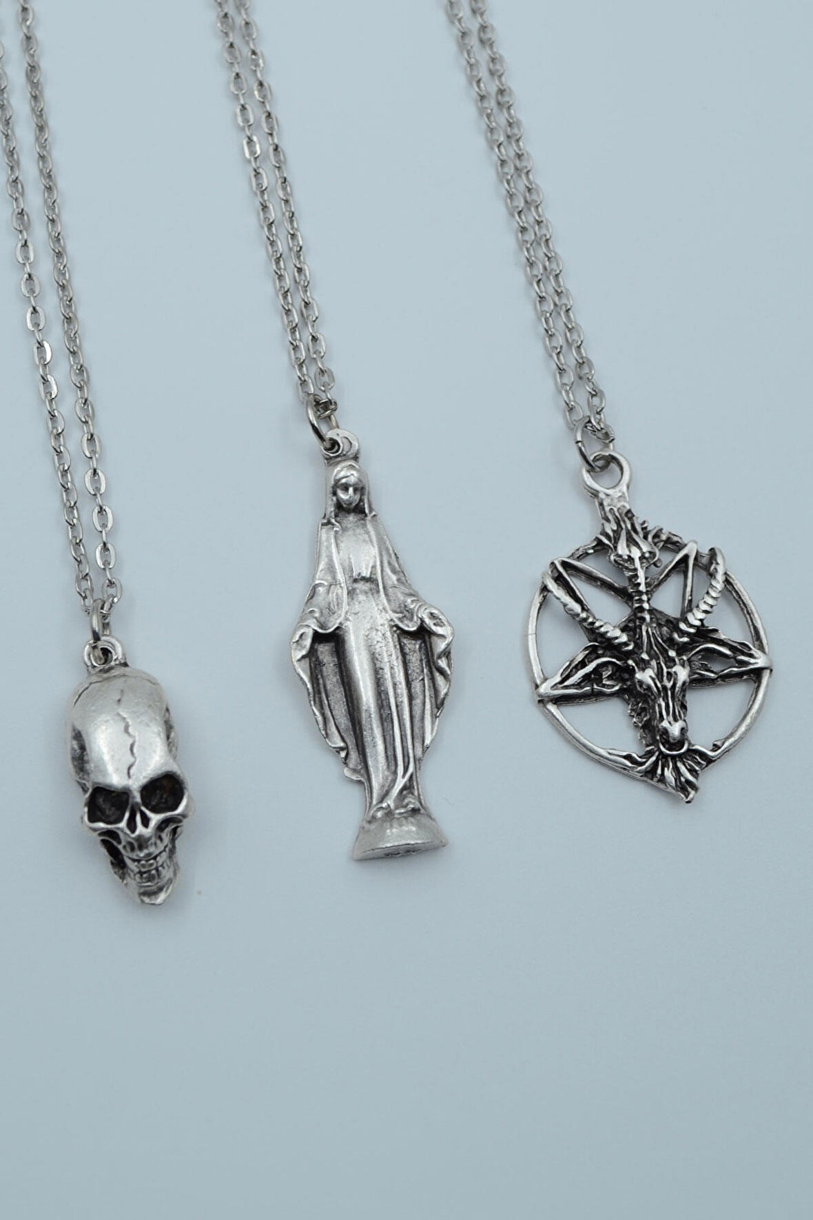 3'lü Kuru Kafa Meryem Ana Ters Keçi Baphomet  Gümüş Kaplama Unisex Düz Zincir Kolye Seti kod 1189