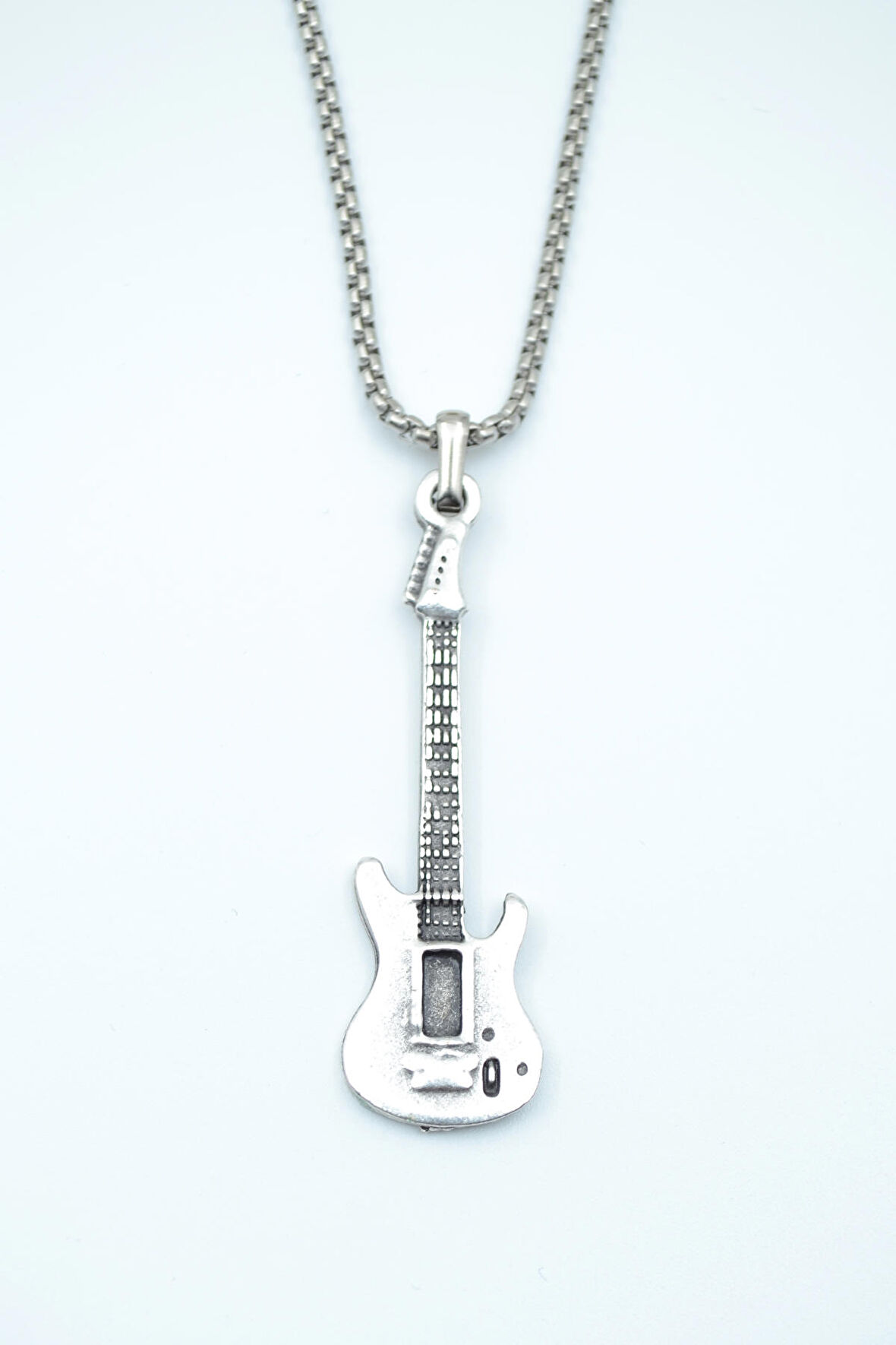 Elektro Gitar Örme Zincir Kolye
