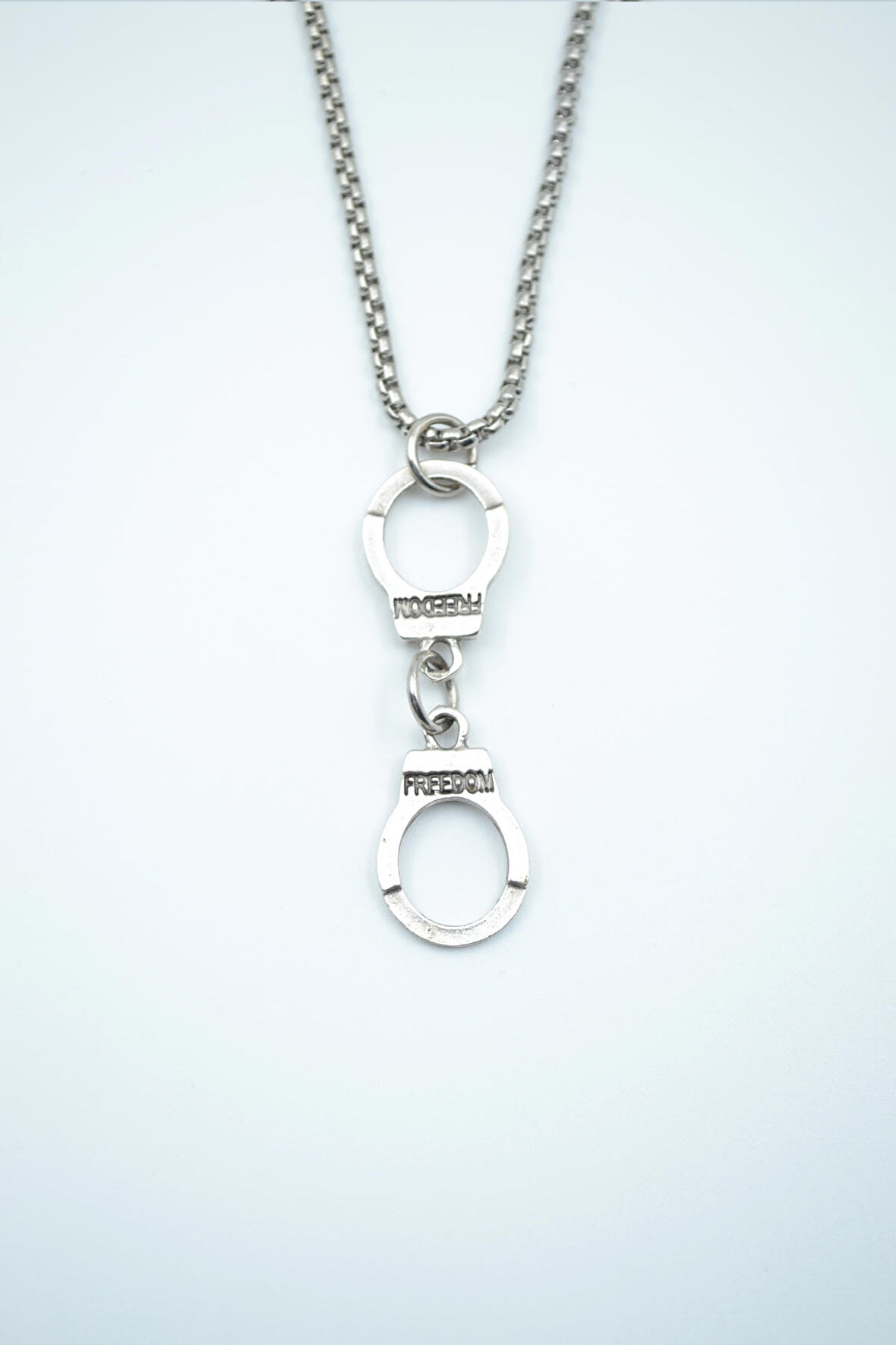 Kelepçe  Örme Zincir Kolye