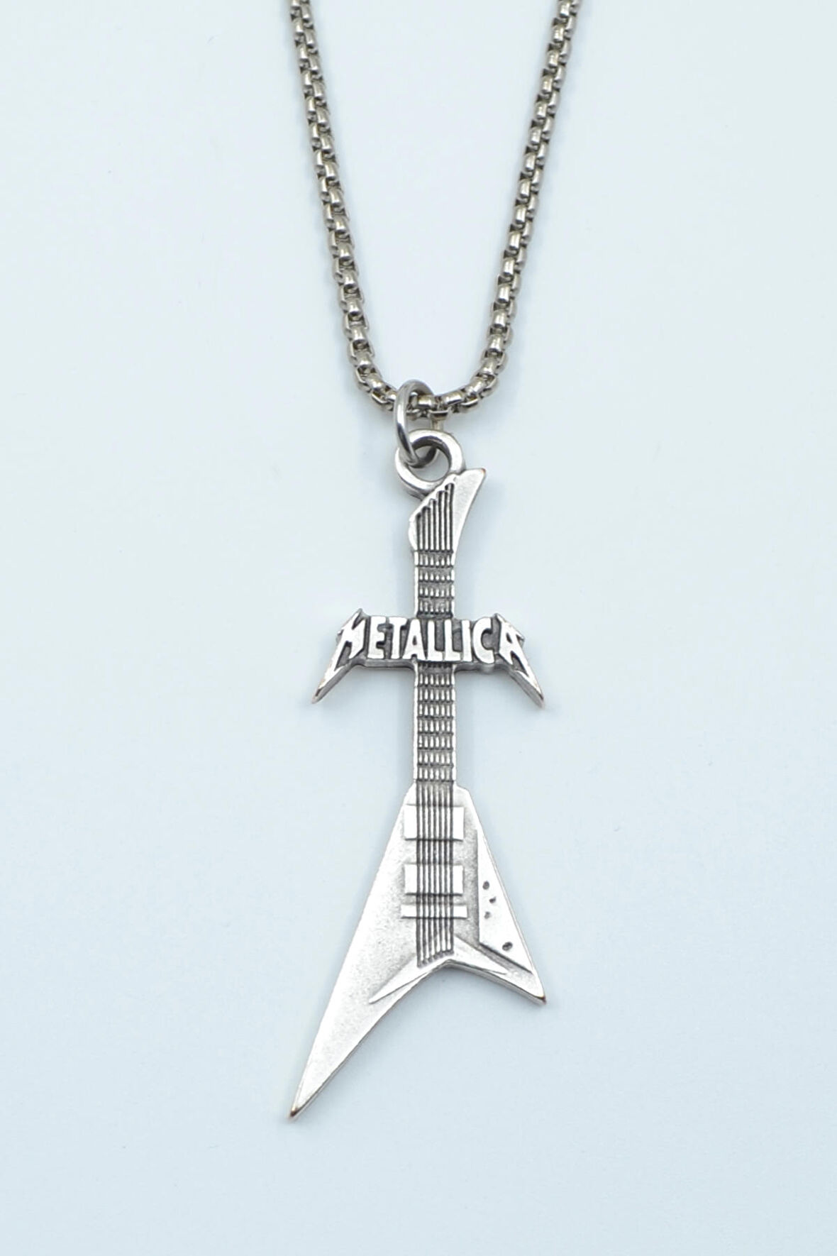 Metallica Elektro Gitar Örme Zincir Kolye