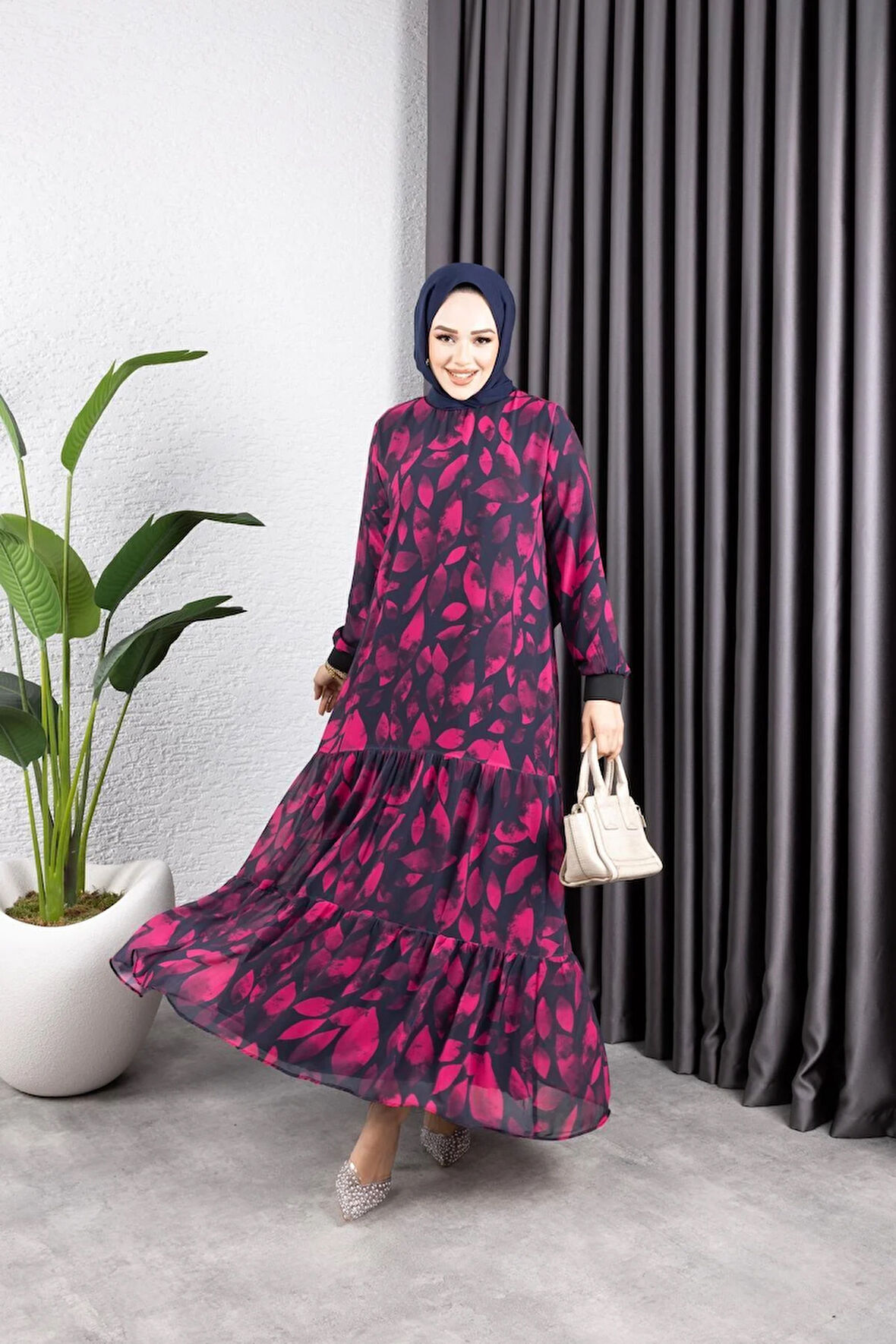 Kadın Astarlı Yaprak Desenli Şifon Elbise