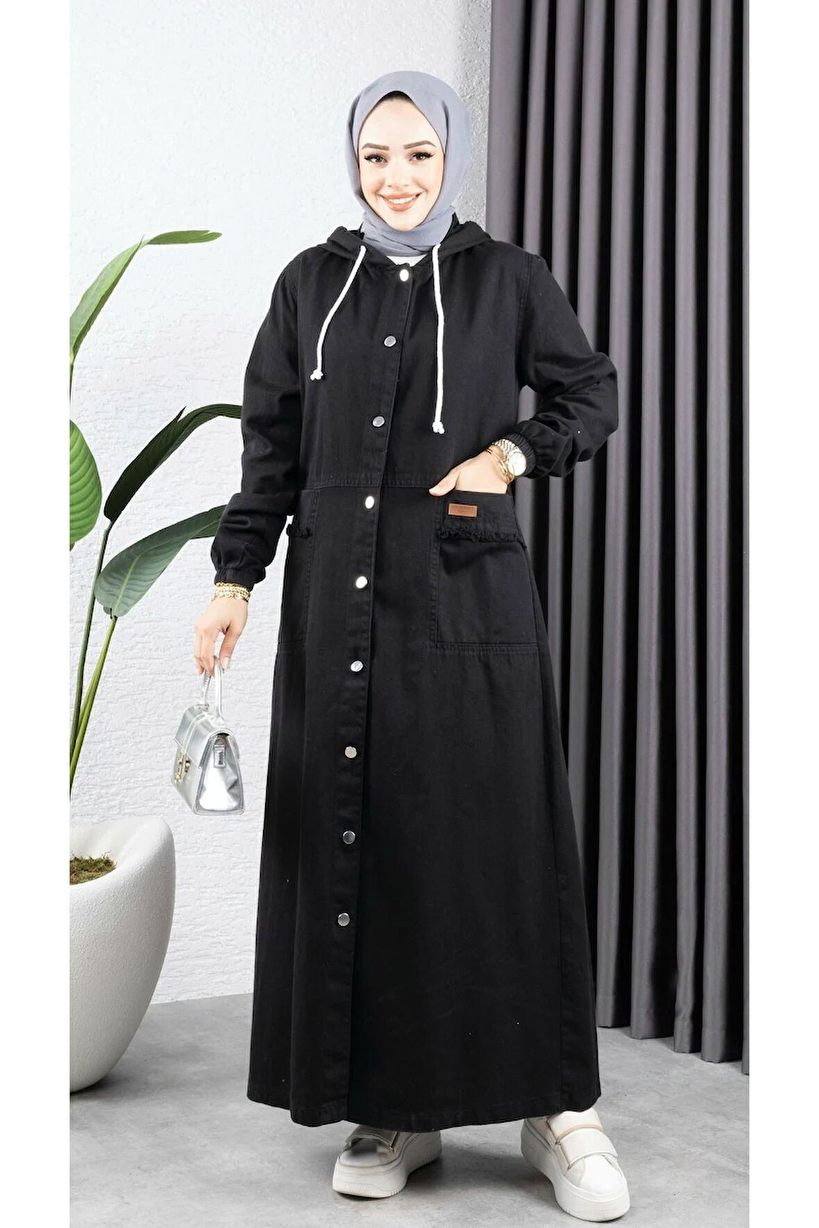 Kadın Düğmeli Kapüşonlu Cep Püsküllü Kop Kap