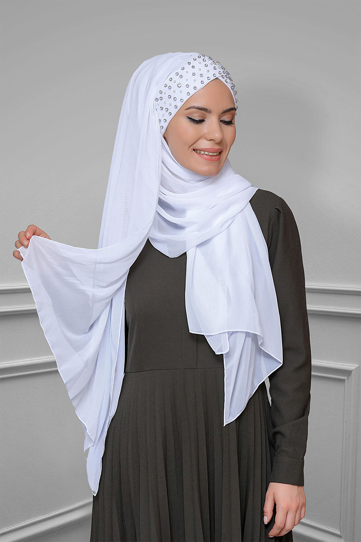 Beyaz Pratik Hazır Geçmeli Bone Şal Şifon Kendinden Boneli Taşlı Elişi İşlemeli 1450_42