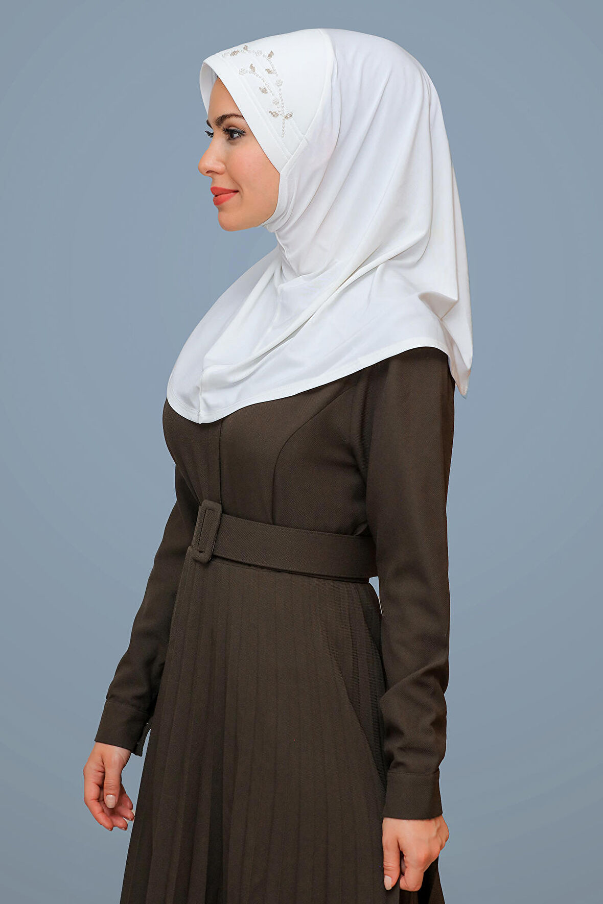 Krem Pratik Hazır Geçmeli Tesettür Eşarp Sandy Kumaş Elişi Çiçek İşlemeli Laleli 1603_40