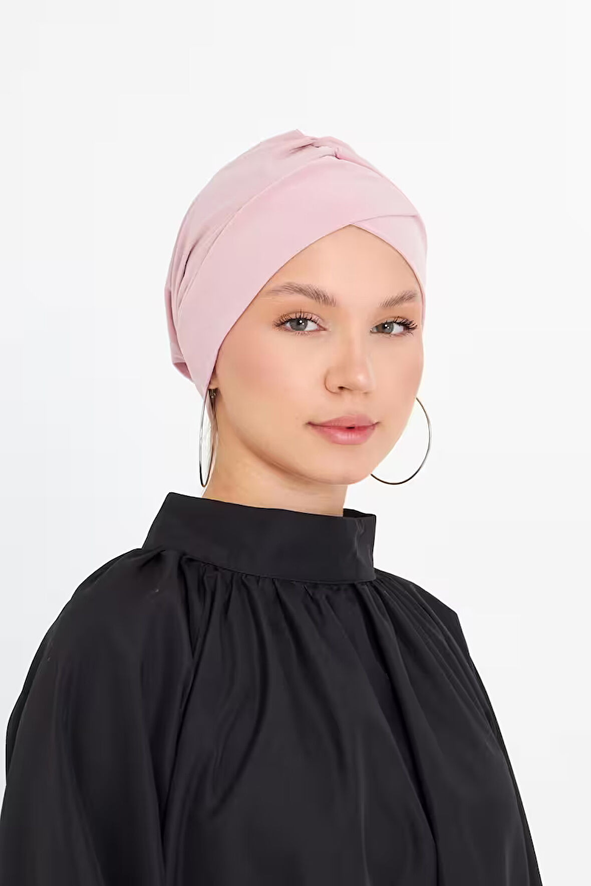 Pudra Pratik Hazır Geçmeli Tesettür Bone Sandy Kumaş Çapraz Büzgülü 1801_06