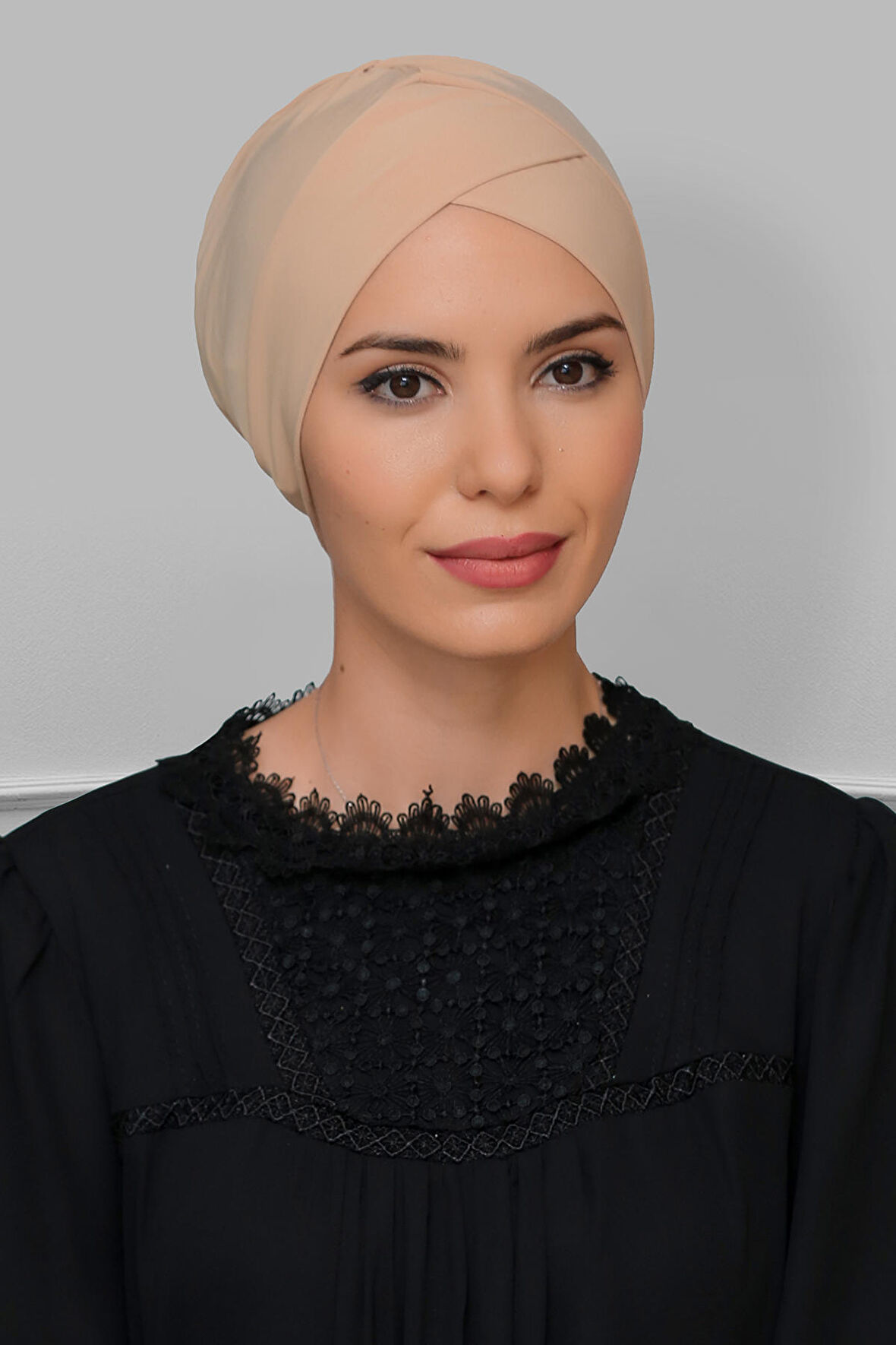 Sütlü Kahve Pratik Hazır Geçmeli Tesettür Bone Sandy Kumaş Çapraz Büzgülü 1801_26