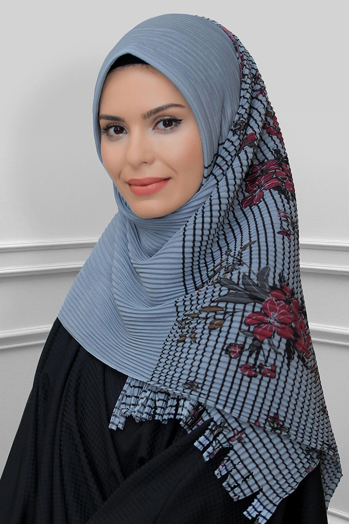 Gri Pratik Hazır Geçmeli Tesettür Eşarp Kesik Elyaf Piliseli Çiçek Desenli 1818D1_15