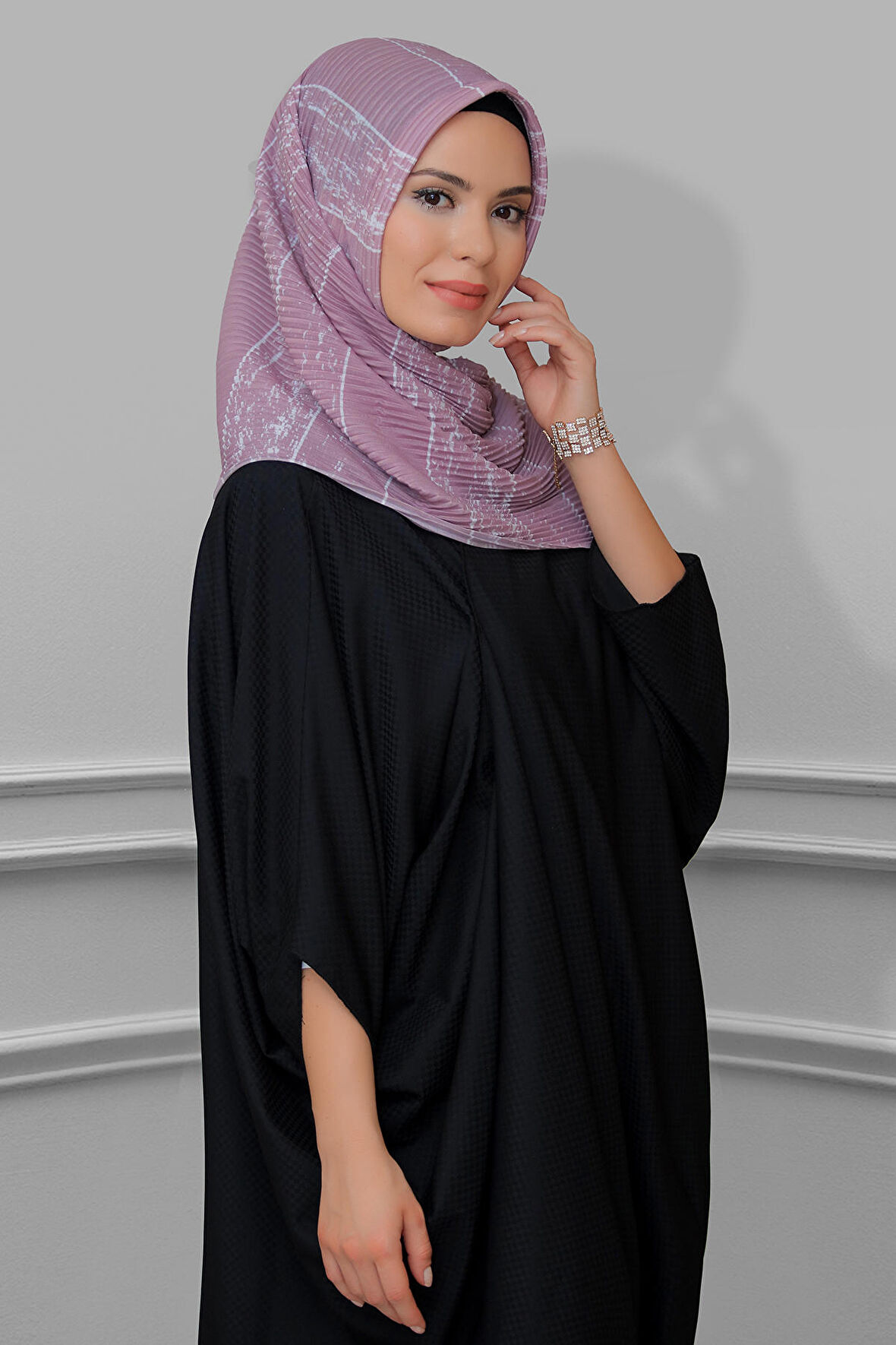 Gül Kurusu Pratik Hazır Geçmeli Tesettür Eşarp Kesik Elyaf Piliseli Çizgili Desenli 1818D2_18