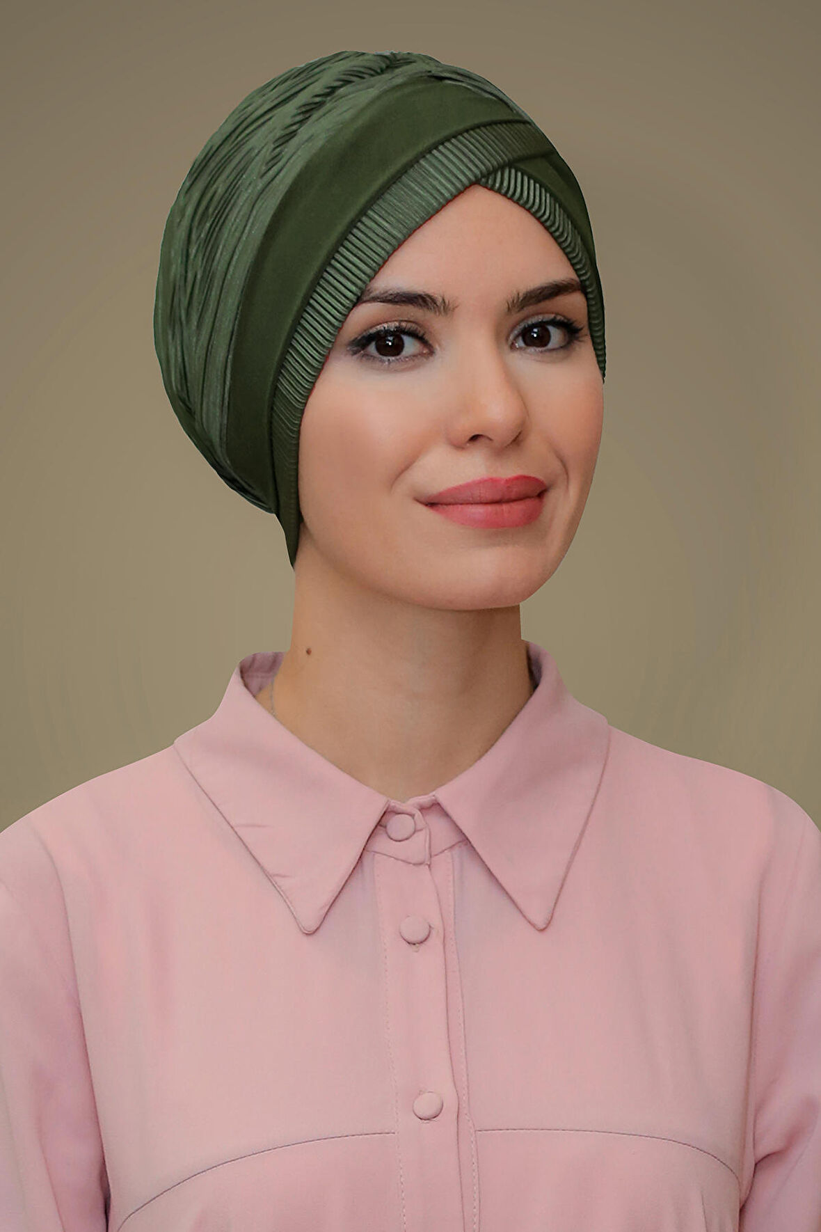 Haki Pratik Hazır Geçmeli Tesettür Bone Fukuro Piliseli Tek Bantlı Çapraz Büzgülü 1821_09