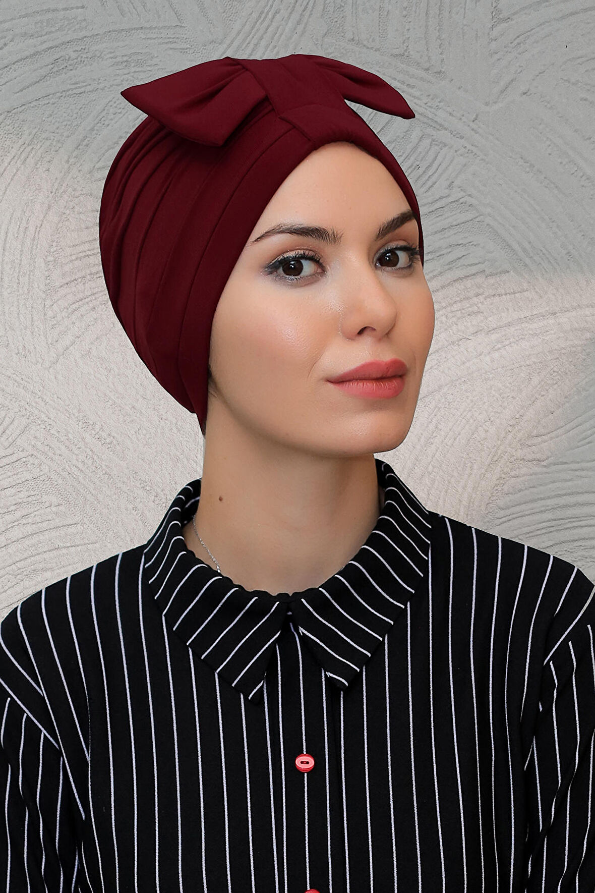 Bordo Pratik Hazır Geçmeli Tesettür Bone Sandy Kumaş Fiyonklu Büzgülü 7010_16