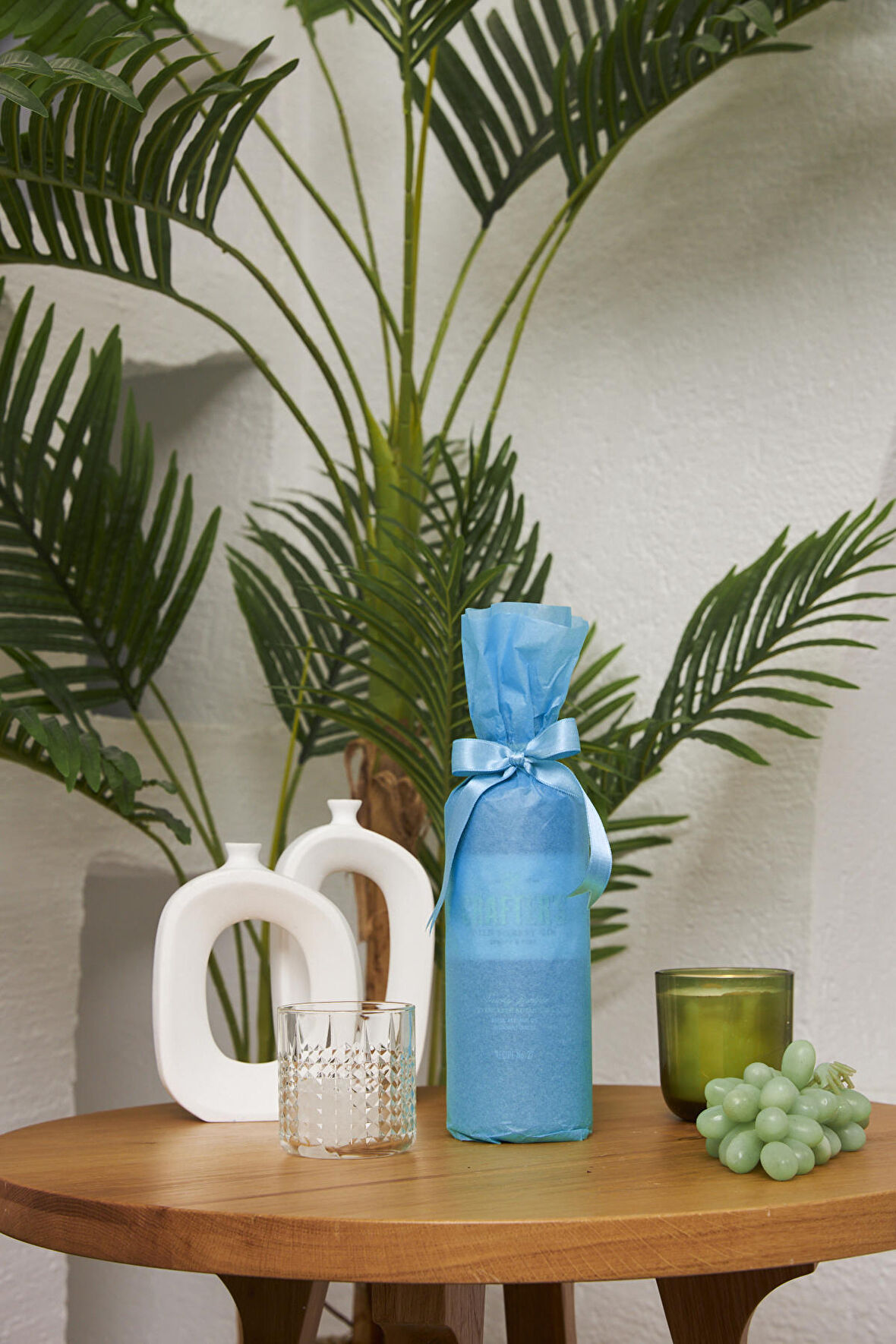 Hediye Paketleme Kağıdı:50 Adet Yüksek Kaliteli Mavi Zemin Baskılı 30gr. Pelur Kağıtlarımızla Şık Hediyeler Hazırlayın 48*68CM 