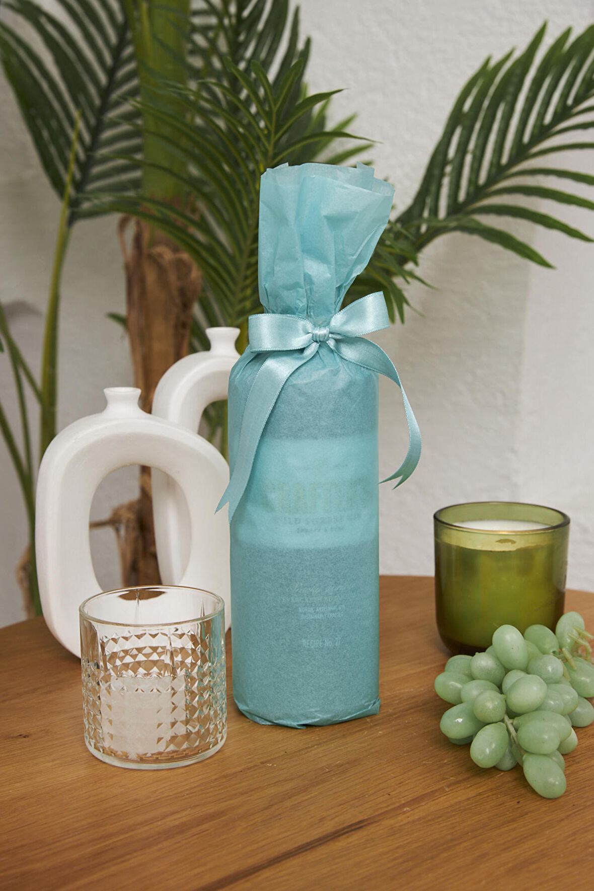 Hediye Paketleme Kağıdı:50 Adet Yüksek Kaliteli Yeşil Zemin Baskılı 30gr. Pelur Kağıtlarımızla Şık Hediyeler Hazırlayın 24X34CM