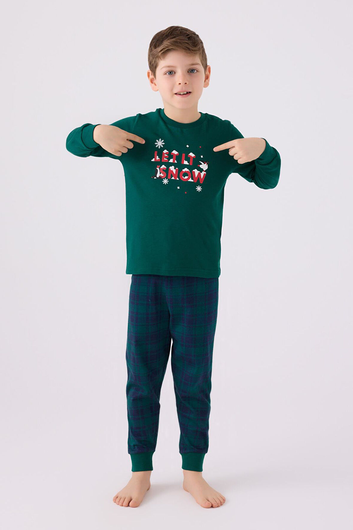 Arnetta 3131 Noel Let İt Snow Erkek Çocuk Yeşil Uzun Kol Pijama Takım