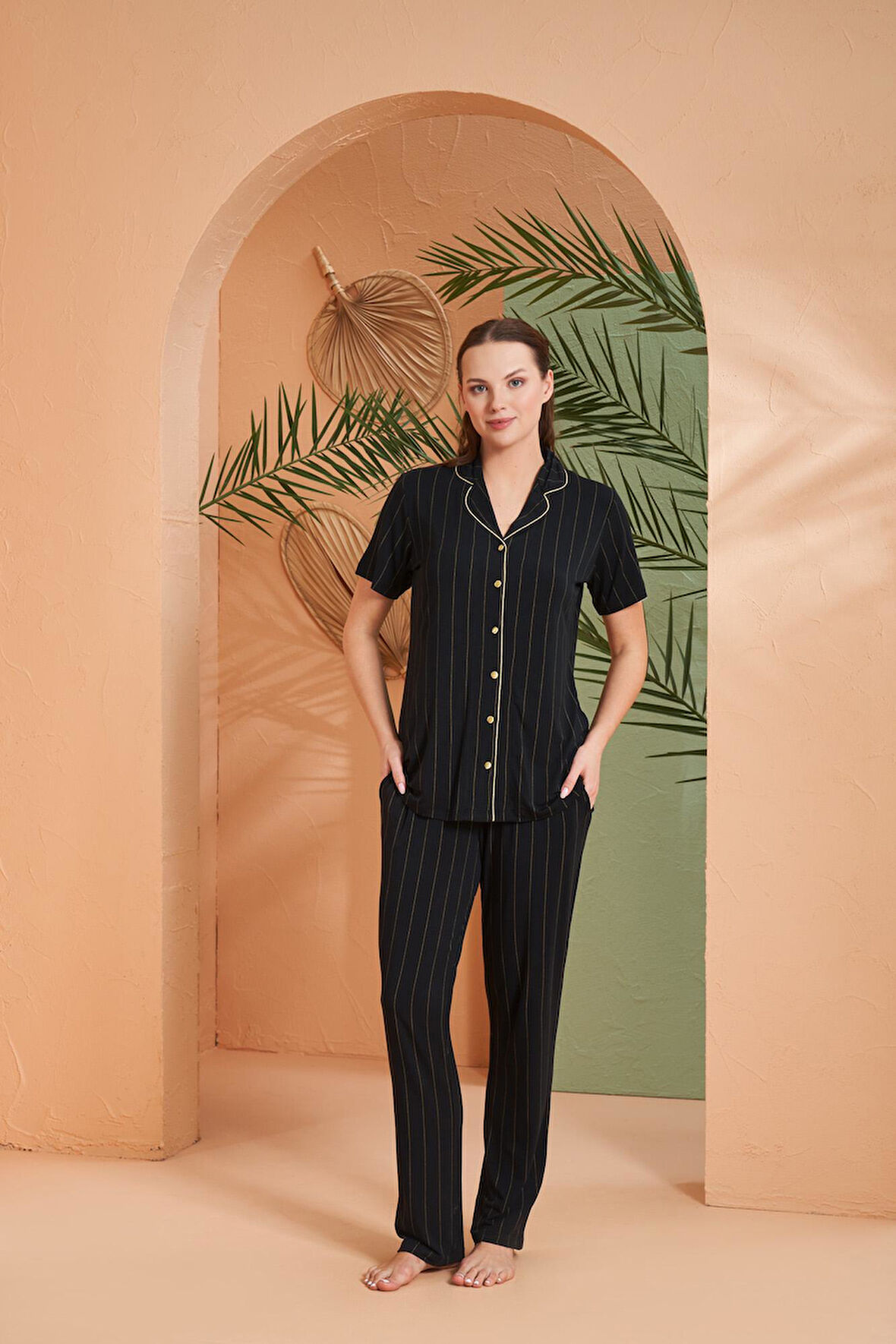 Pjs Kadın Gold Detaylı Çizgili Boydan Düğmeli Kısa Kol Pijama Takım