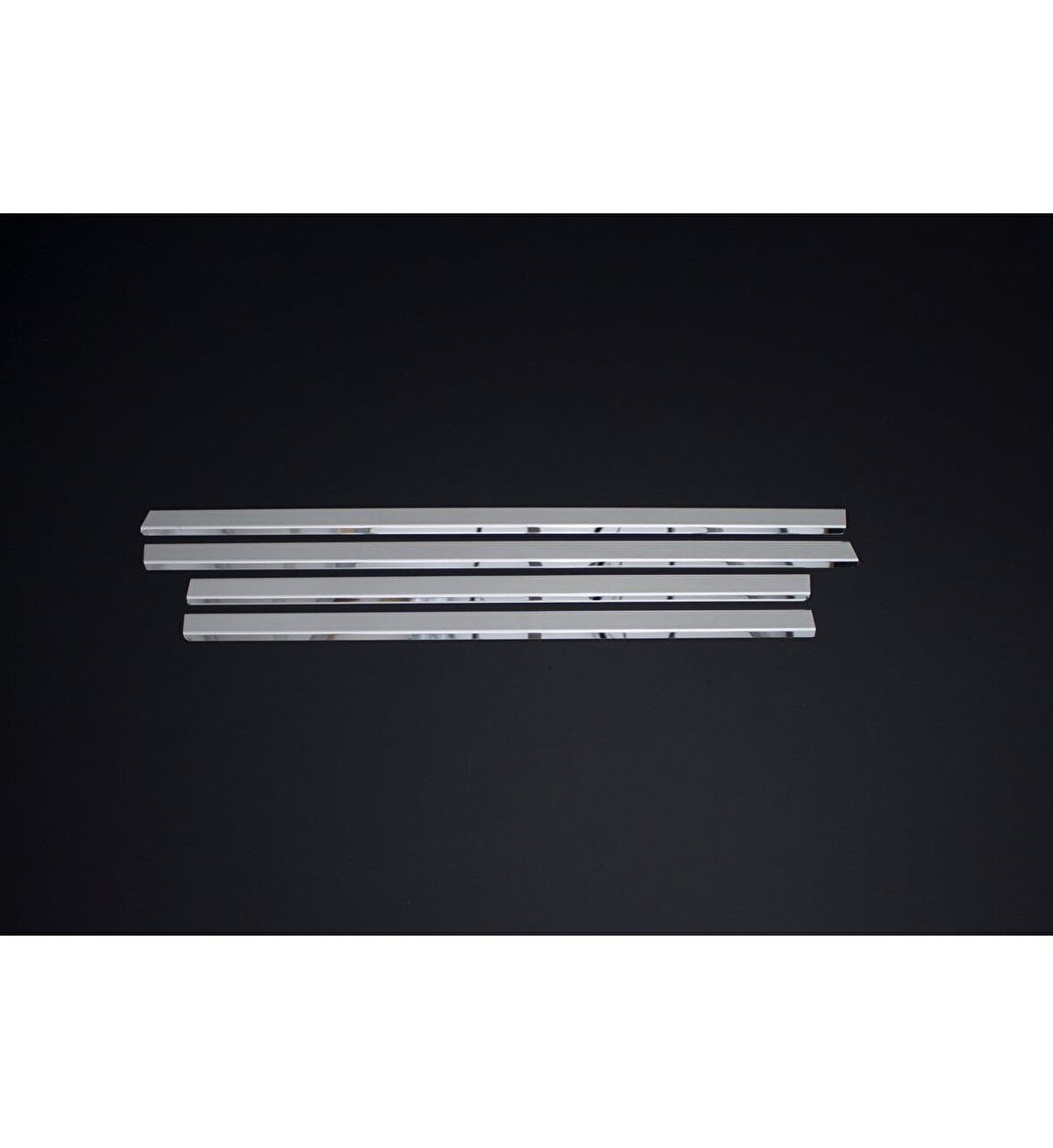 Cam Çıtaları Krom 4 Parça Fiesta-5 HB 5D 2002-2009 Arası Modeller İçin